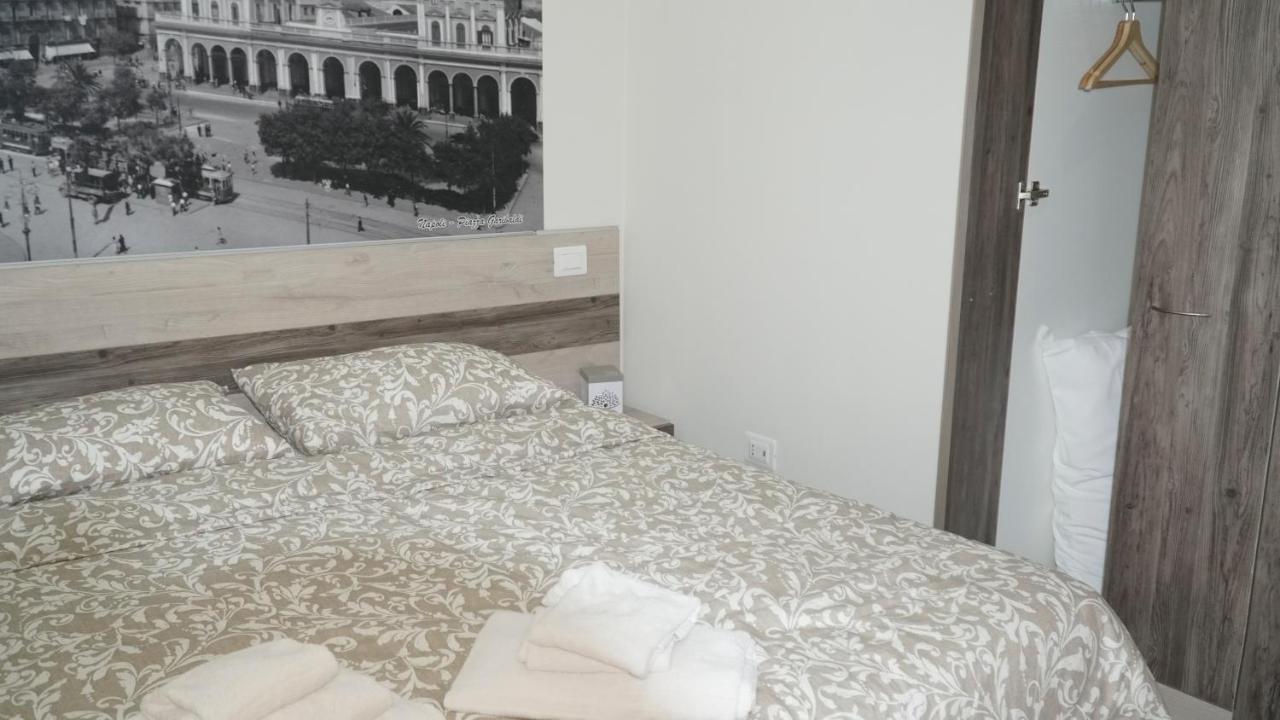 Donna Vicenza Bed & Breakfast Nápoles Exterior foto